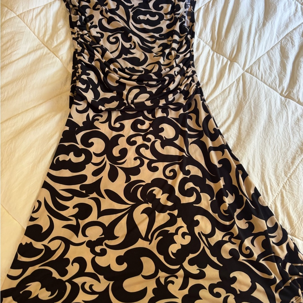 Elegant Black and White Cowl Neck Sheath Maxi Dress